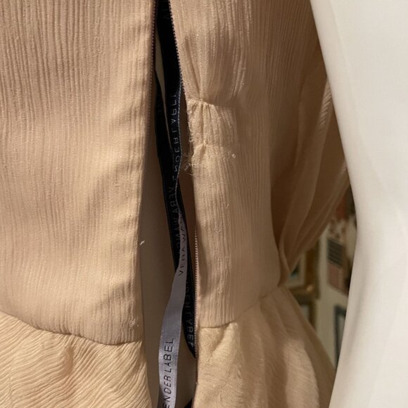 Vera Wang Lavender Label Ballet Pink Ruffled Mini Dress With V-Neck & Open Back - Picture 6 of 9